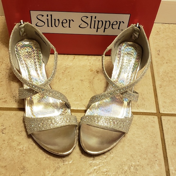 silver slipper Shoes - Silver slipper